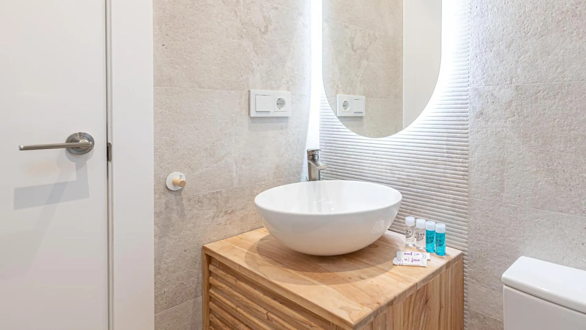 Apartment Wintowinrentals Goleta Suites 2B Malaga