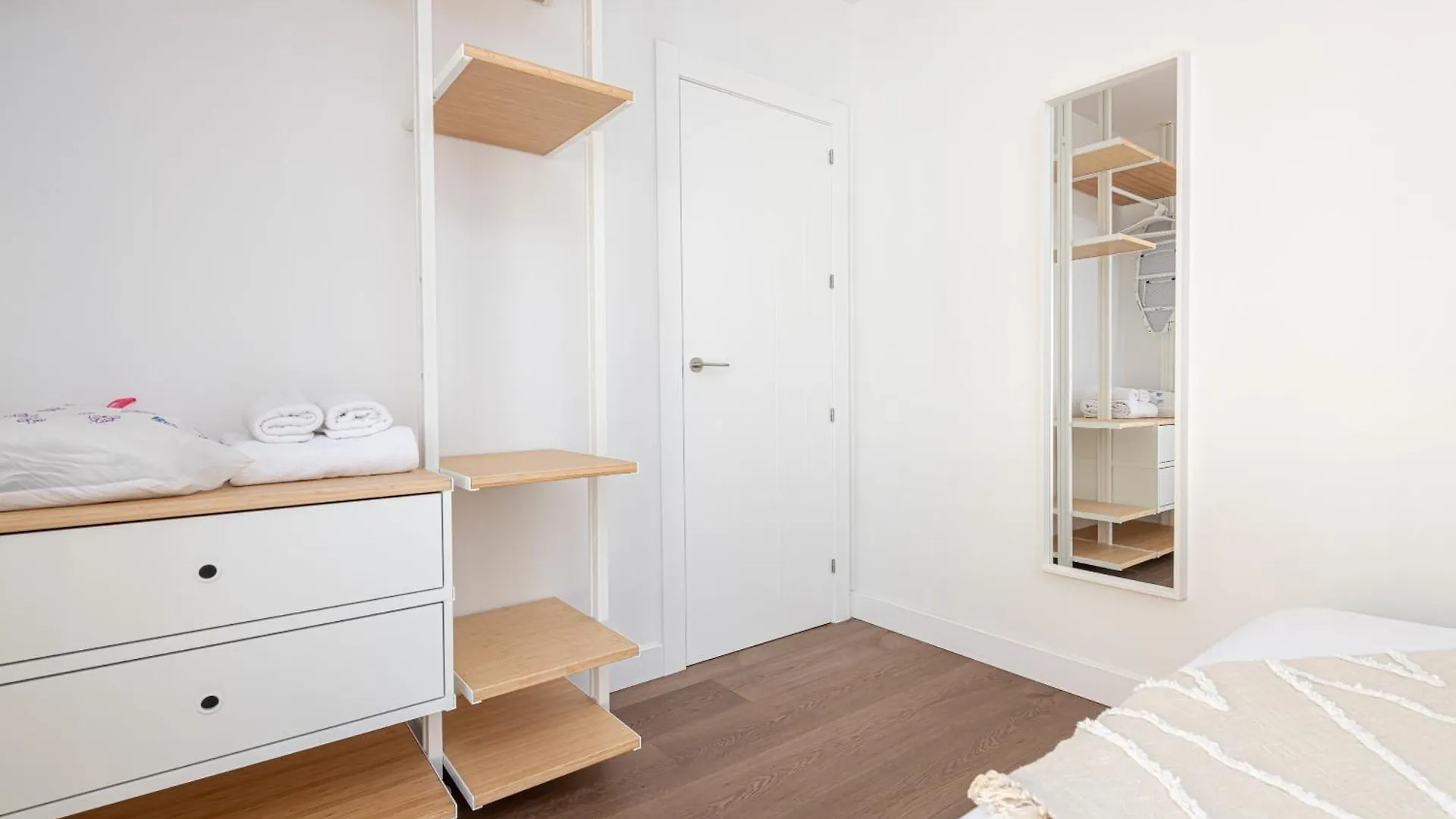 Apartment Wintowinrentals Goleta Suites 2B Malaga Spain