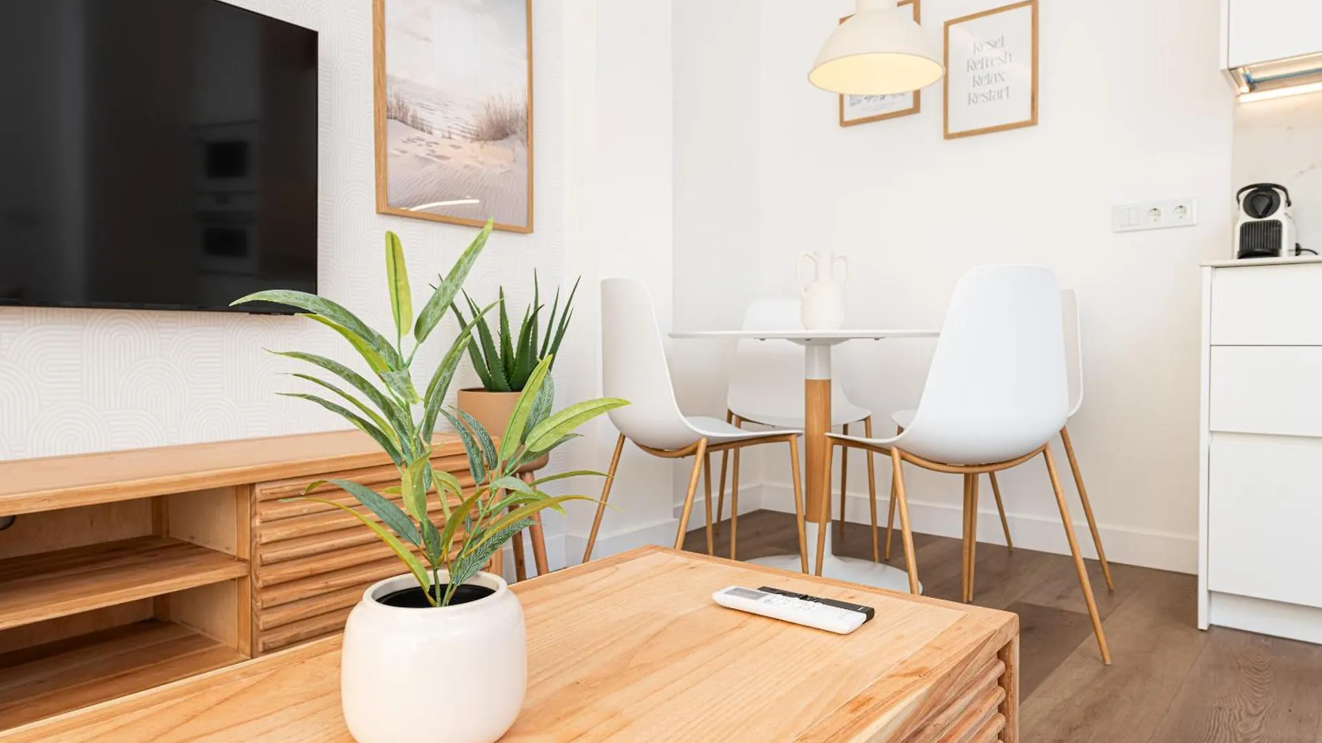 Apartment Wintowinrentals Goleta Suites 2B Malaga